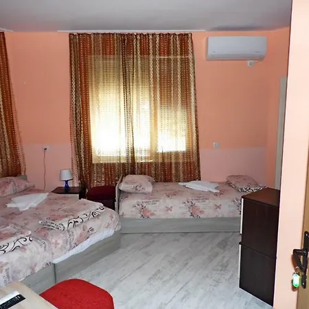 Guest house релакс *